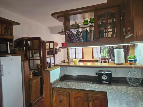 Casa con jardín y pileta, a 3 cuadras del centro, foto 9