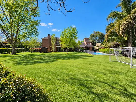 Casa en Los Fresnos, sobre 1.595 m², foto 3