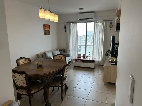Departamento de 3 ambientes en piso 14, foto 1